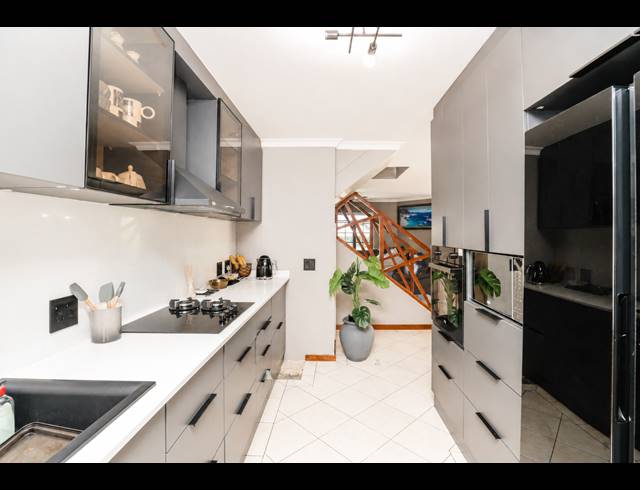 3 BEDROOM TOWNHOUSE FOR SALE IN MUSGRAVE